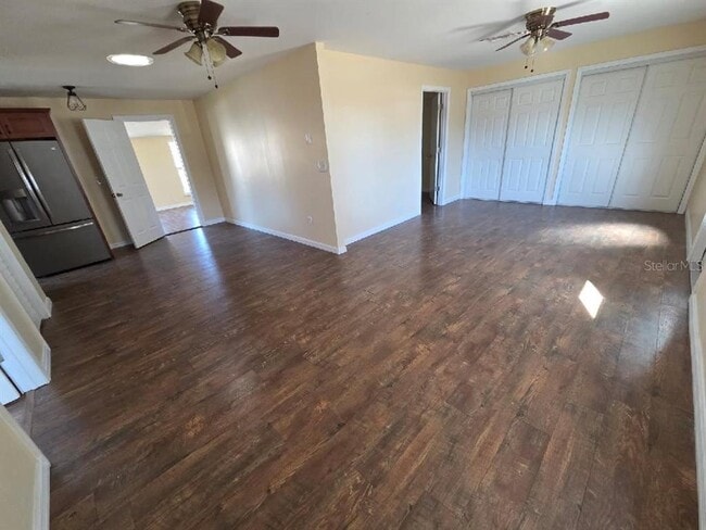 Building Photo - 36627 Eiland Blvd