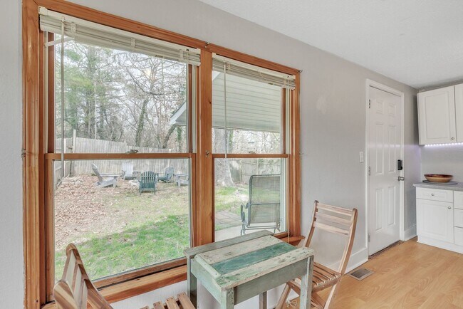 Building Photo - 177 Hoots Dr