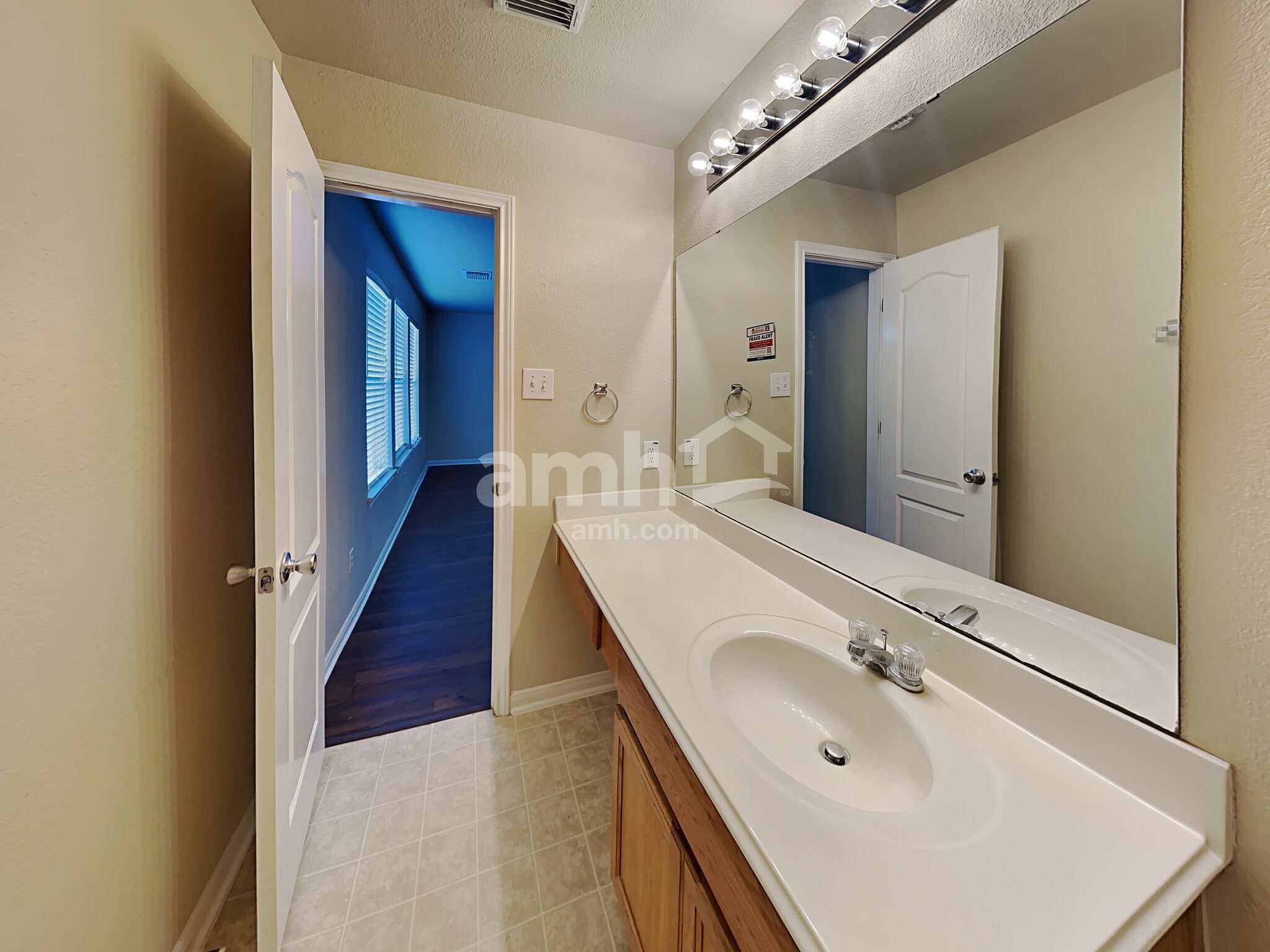 Building Photo - 3743 Jewel Point Dr