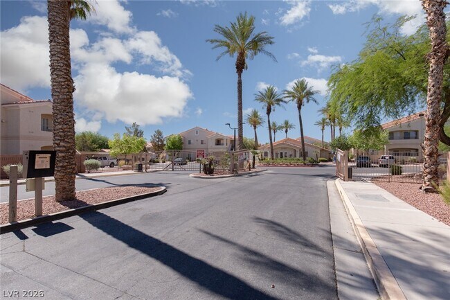 Building Photo - 1881 W Alexander Rd