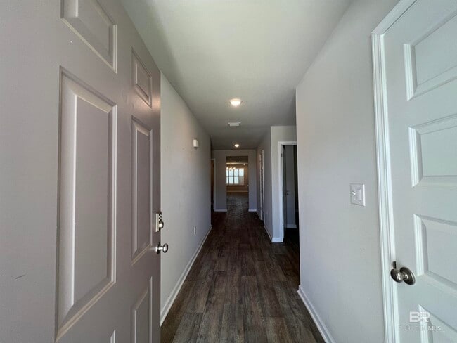 Building Photo - 23904 Songbird Dr