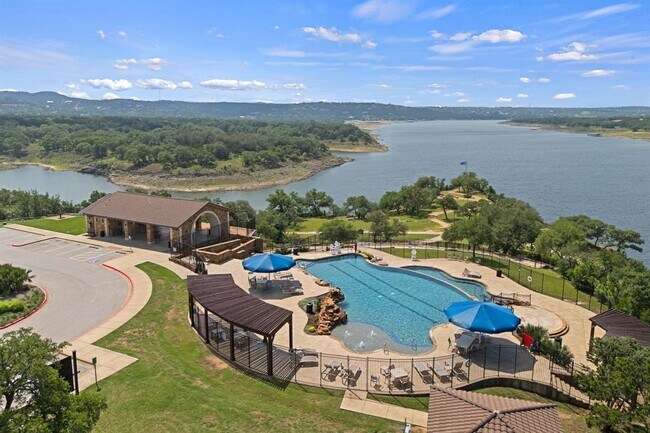 Building Photo - 8001 Copper Prairie Bend