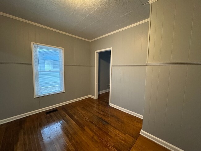 Building Photo - 1354 N Olney St
