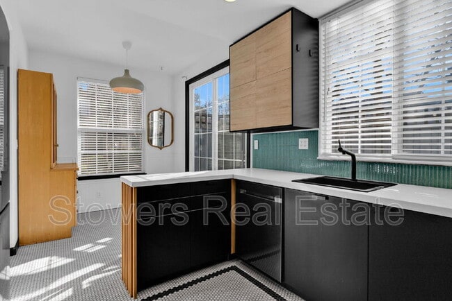 Building Photo - 1188 River Rock Lane