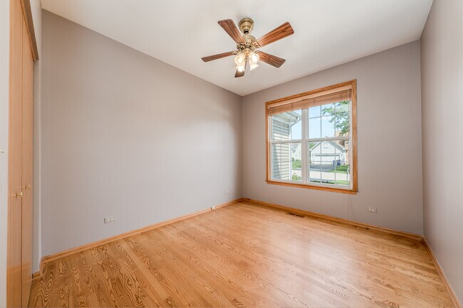 Building Photo - 1065 Red Clover Dr