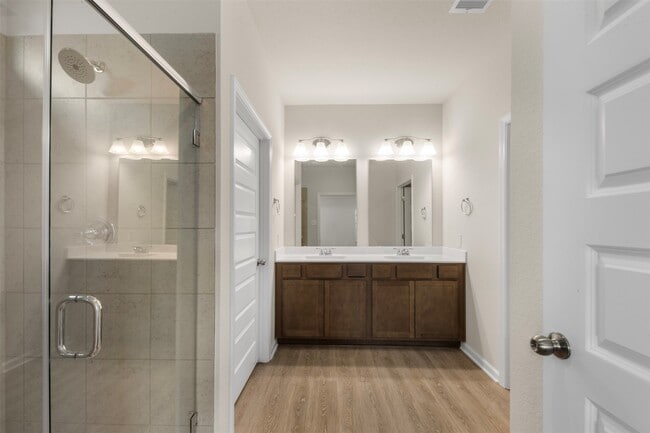 Building Photo - 10249 Badger Run Ln