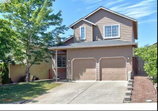 Building Photo - Great Bethany location 3 bedroom 2 bath