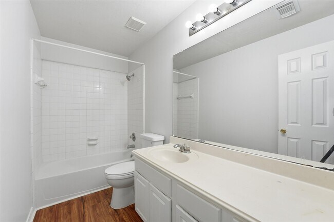 Building Photo - 8522 Chickamauga Ln