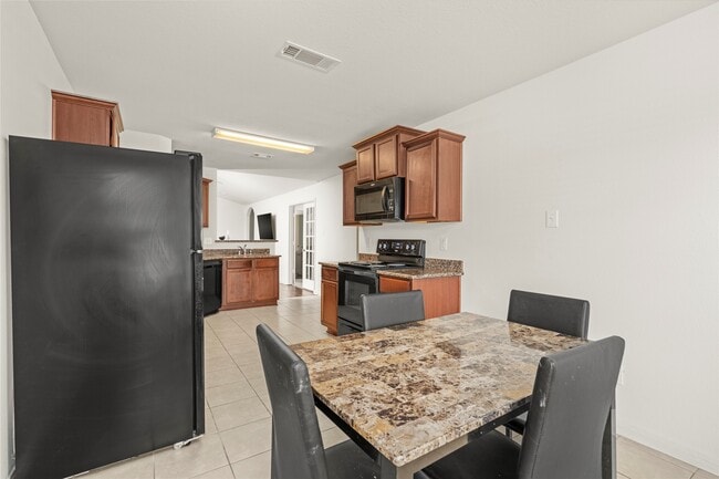 Building Photo - 9719 Montana Sapphire Ln