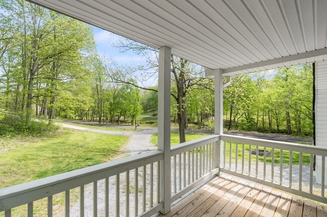 Building Photo - 3302 Possum Trot Rd