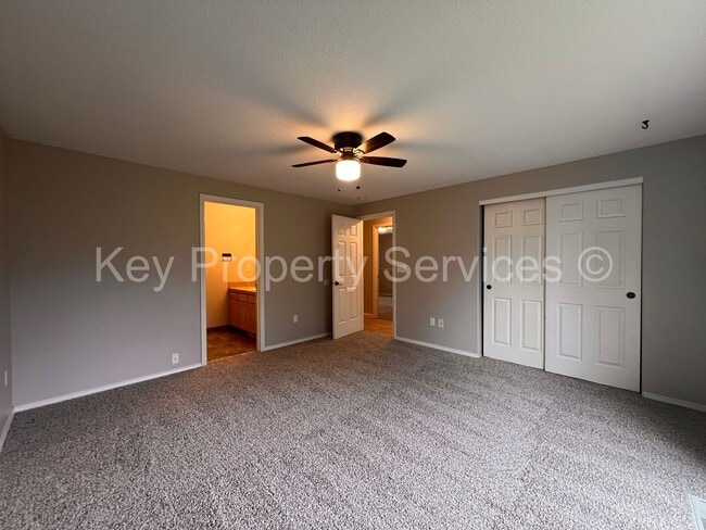 Building Photo - Charming Home in Quiet Image Neighborhood