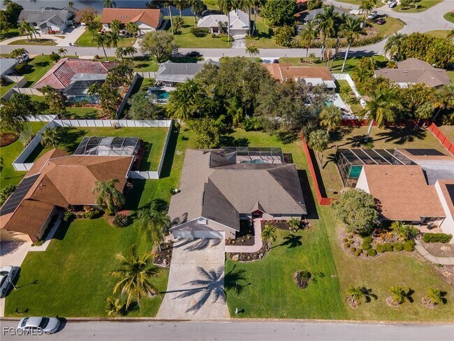 Building Photo - 13810 McGregor Blvd