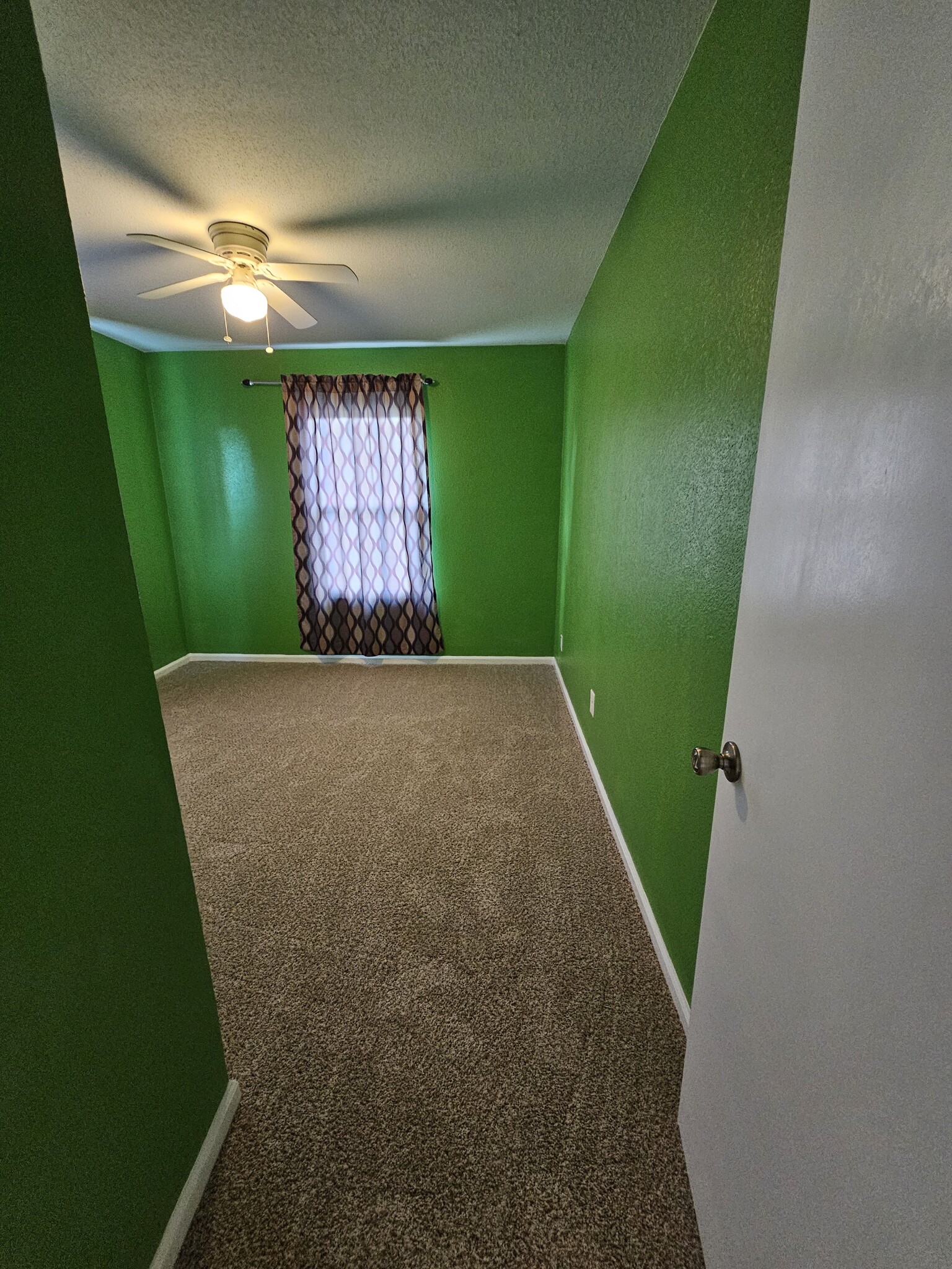 Building Photo - 9810 Thorn St