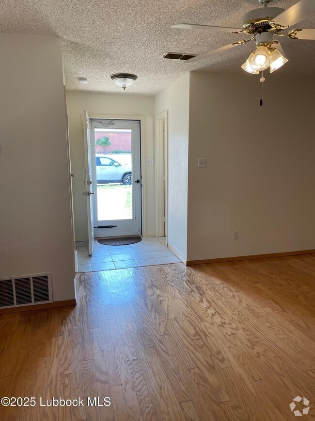 Building Photo - 1109 Liberty Ave