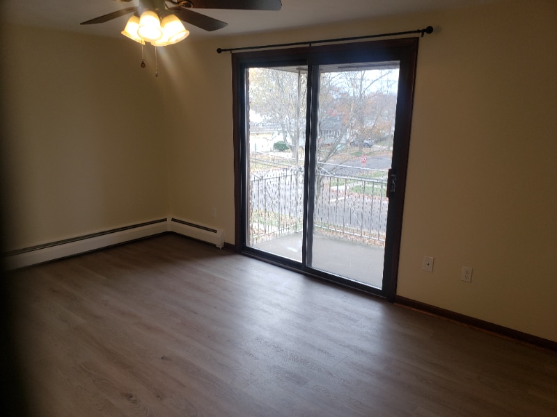 Building Photo - 1129 Farnsworth Ave