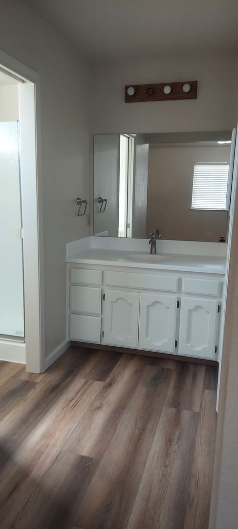 Building Photo - 3096 Beverly Ct