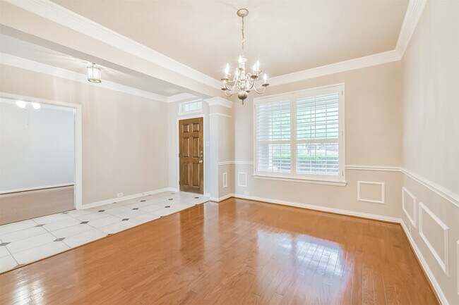 Building Photo - 6 Cordella Pl