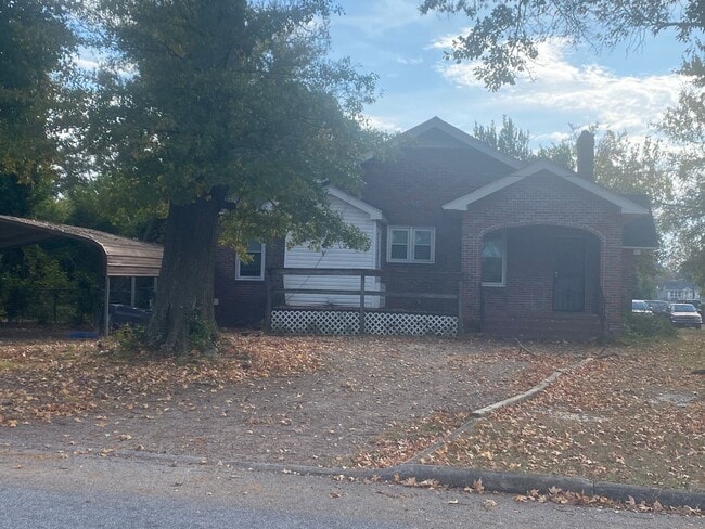 Building Photo - 1102 Murphy St