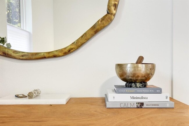 Building Photo - 2901 Glen Rae St