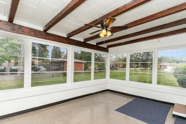 Building Photo - 110 Homestead Dr