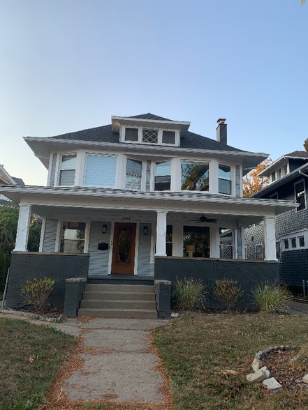 Primary Photo - 2849 Broadway St