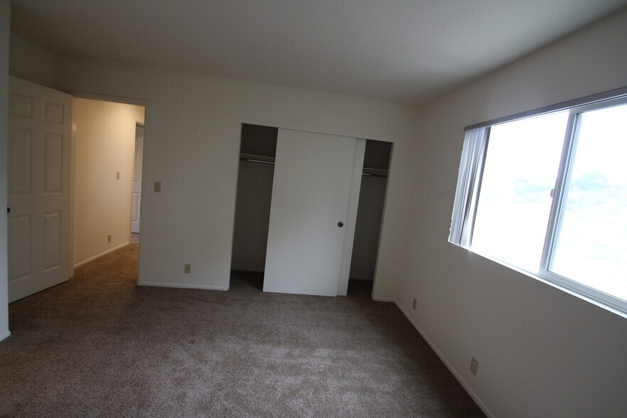 Master Bedroom - 119 Loma Vista St