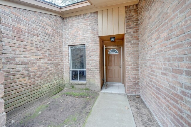 Primary Photo - 29311 Loddington St