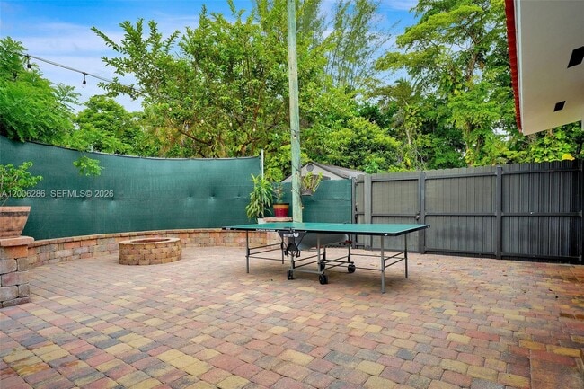 Building Photo - 6820 SW 86th Ave