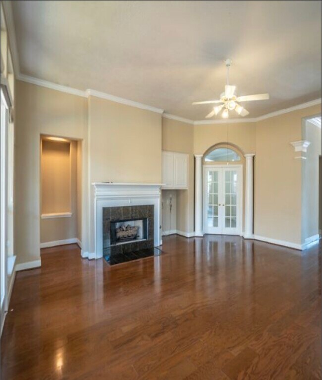 Building Photo - 5019 Shining Creek Ct