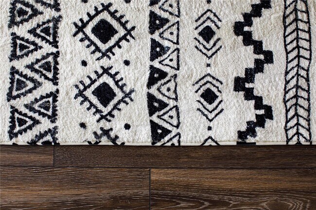 Building Photo - 185 SW 7th St