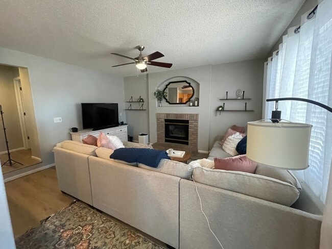 Building Photo - 10181 Woodrose Ct
