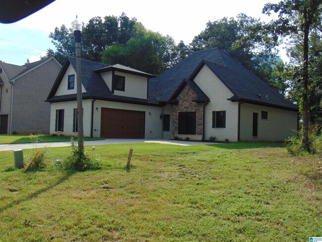Building Photo - 117 Melbourne Cir