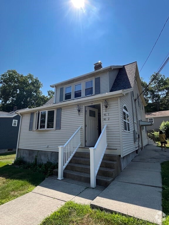 Building Photo - 46 Blossom St
