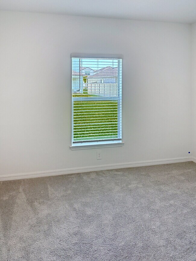 Building Photo - 8438 Blue Wave Ln E