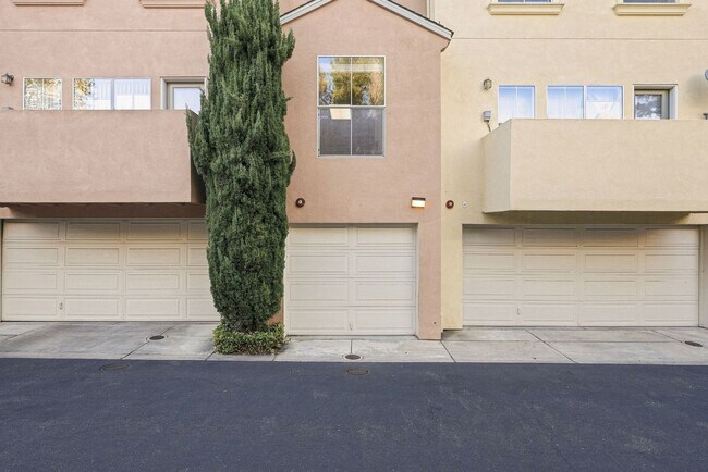 Building Photo - 151 Pacchetti Way