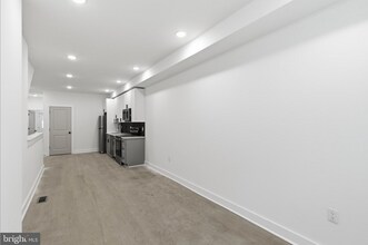 Building Photo - 2322 N 5th St
