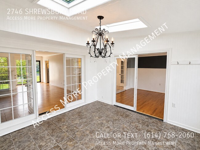 Building Photo - 2746 Shrewsbury Rd