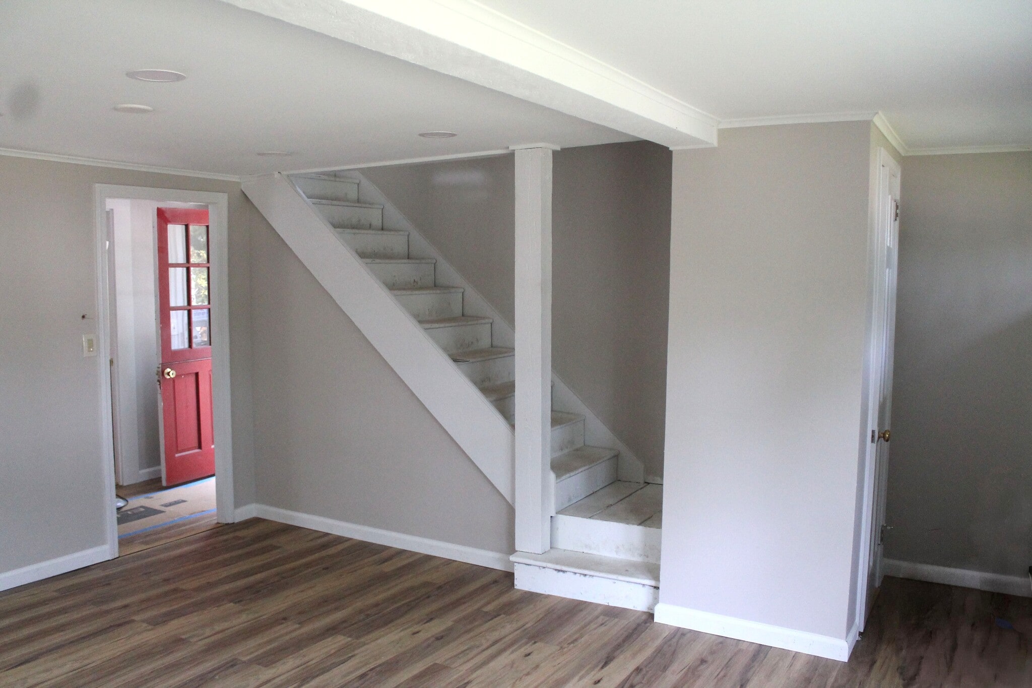 Livingroom/Dining open room floorplan - 167 Arch Rd