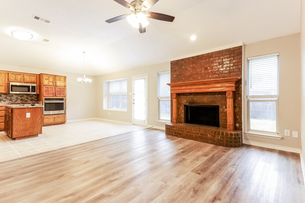 Building Photo - 1506 Chapman Dr