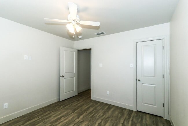 Building Photo - Luxury Living In Kelsey Park/Adjacent To New Cooper Central Elementary