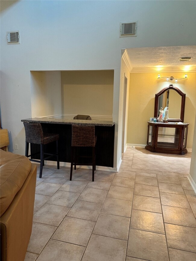 Building Photo - 2902 Arrowhead Dr