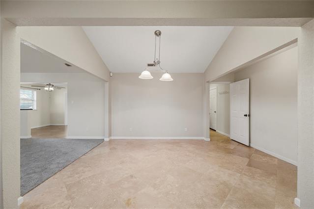 Building Photo - 322 N Greenstone Ln