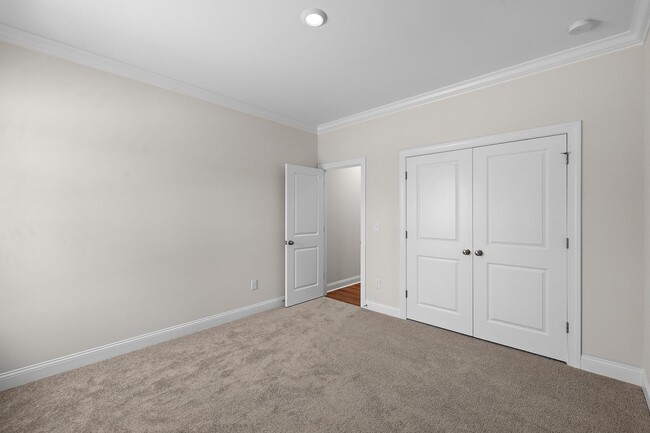 Building Photo - ***Brand New 4/3 in Olde Liberty Golf Community***