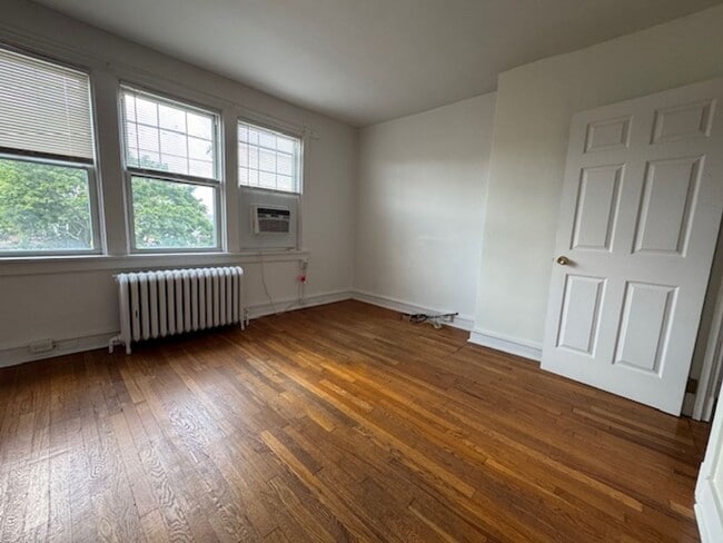 Building Photo - Available August 1, 2026; Lease ends July 27, 2027