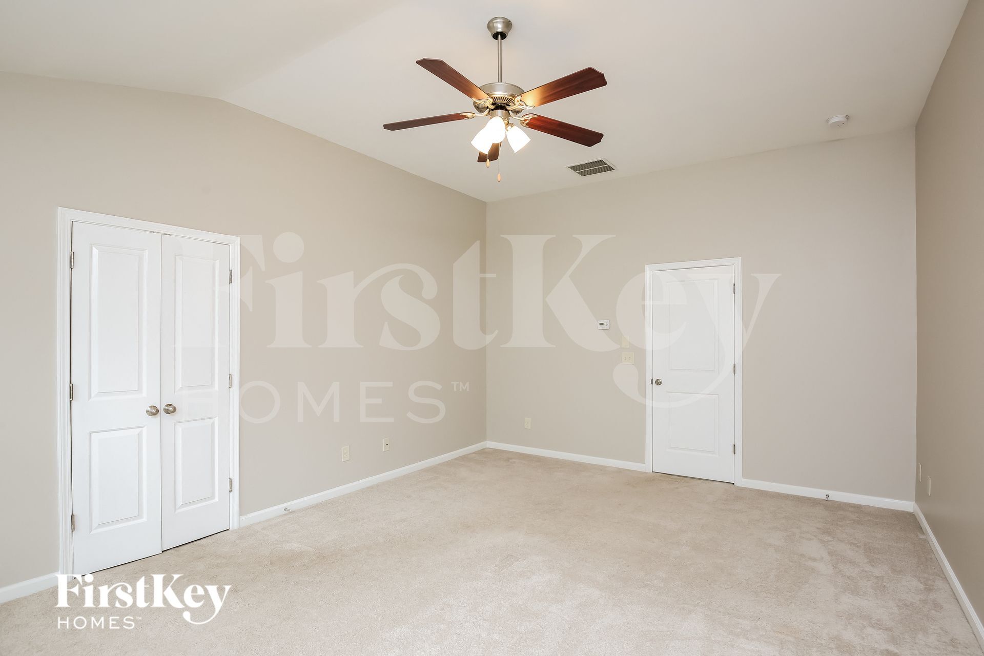 Building Photo - 1211 Image Ives Dr