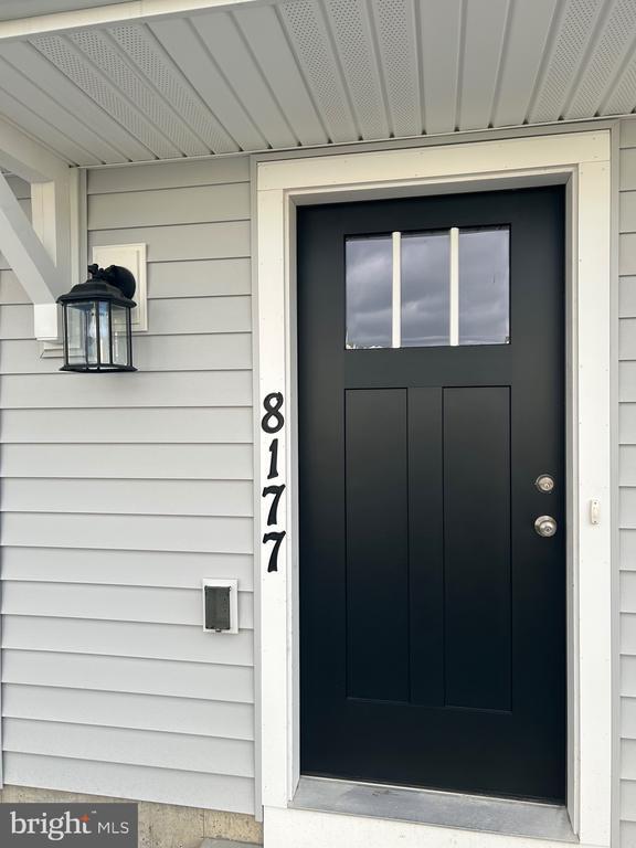 Building Photo - 8177 Lenker Dr