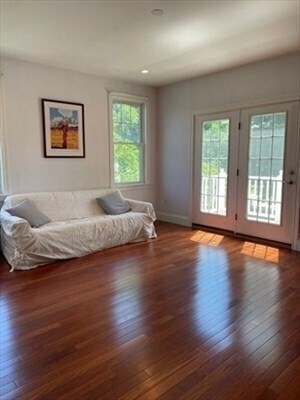 Building Photo - 9 A St