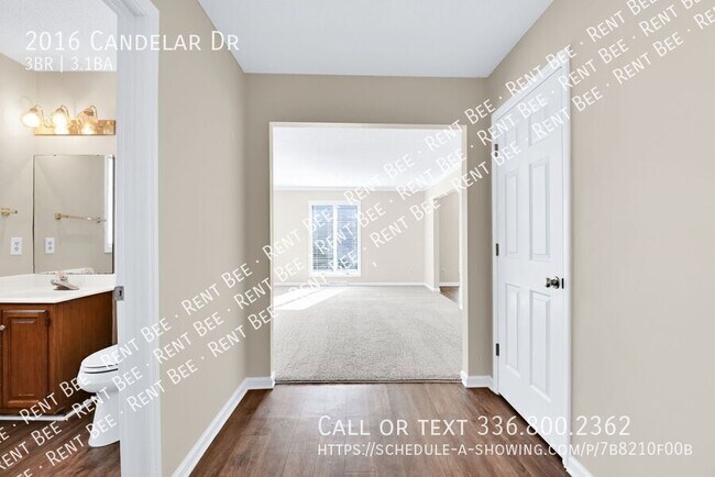 Building Photo - 2016 Candelar Dr