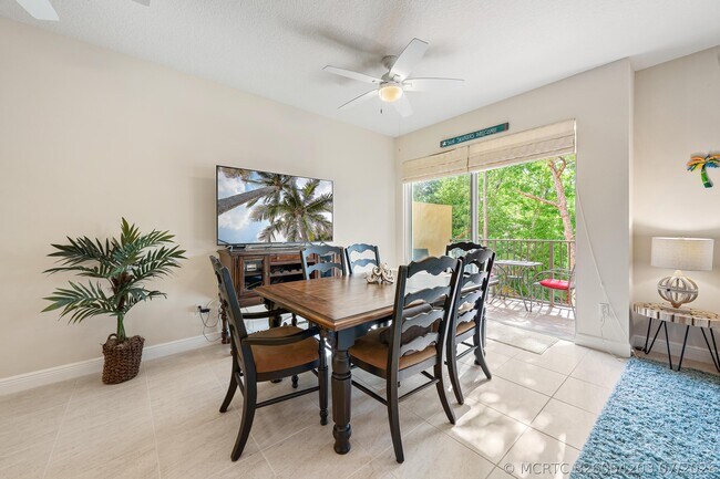 Building Photo - 12695 SE Old Cypress Dr