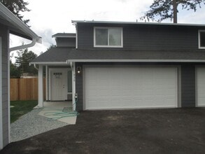 Building Photo - 436 103rd St Ct S